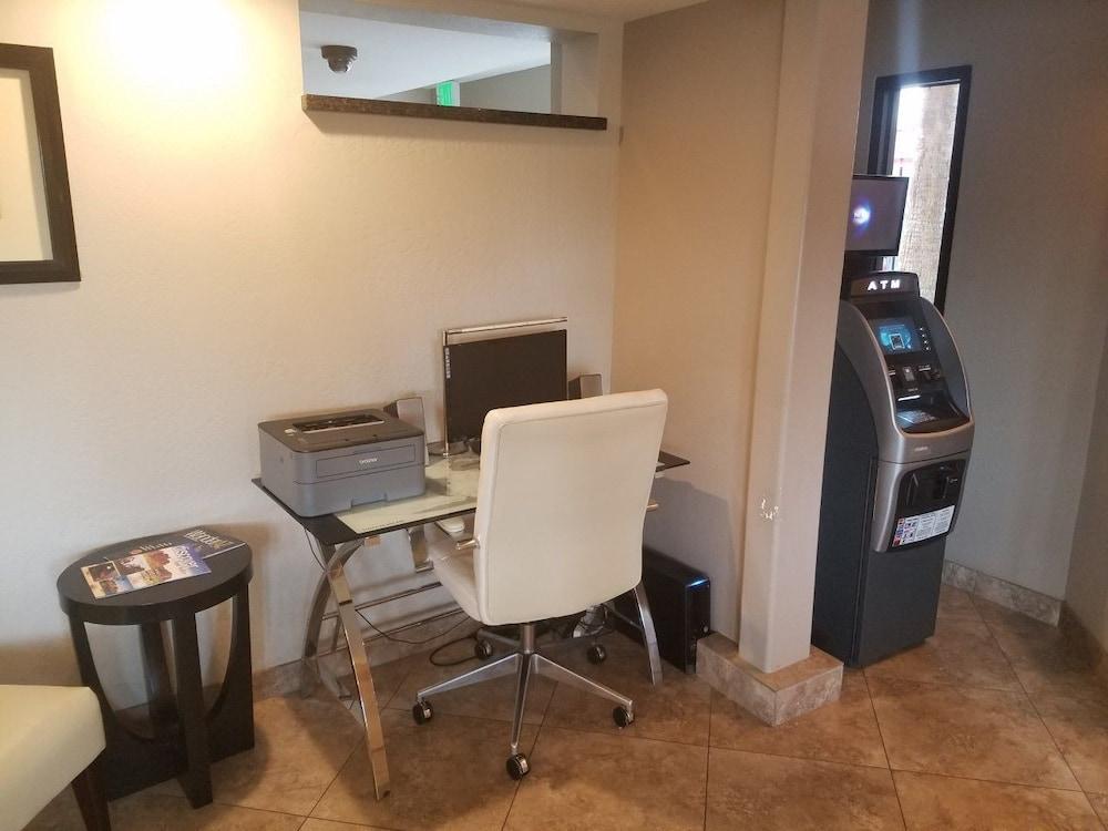 Infinity Inn & Suites Tempe Εξωτερικό φωτογραφία