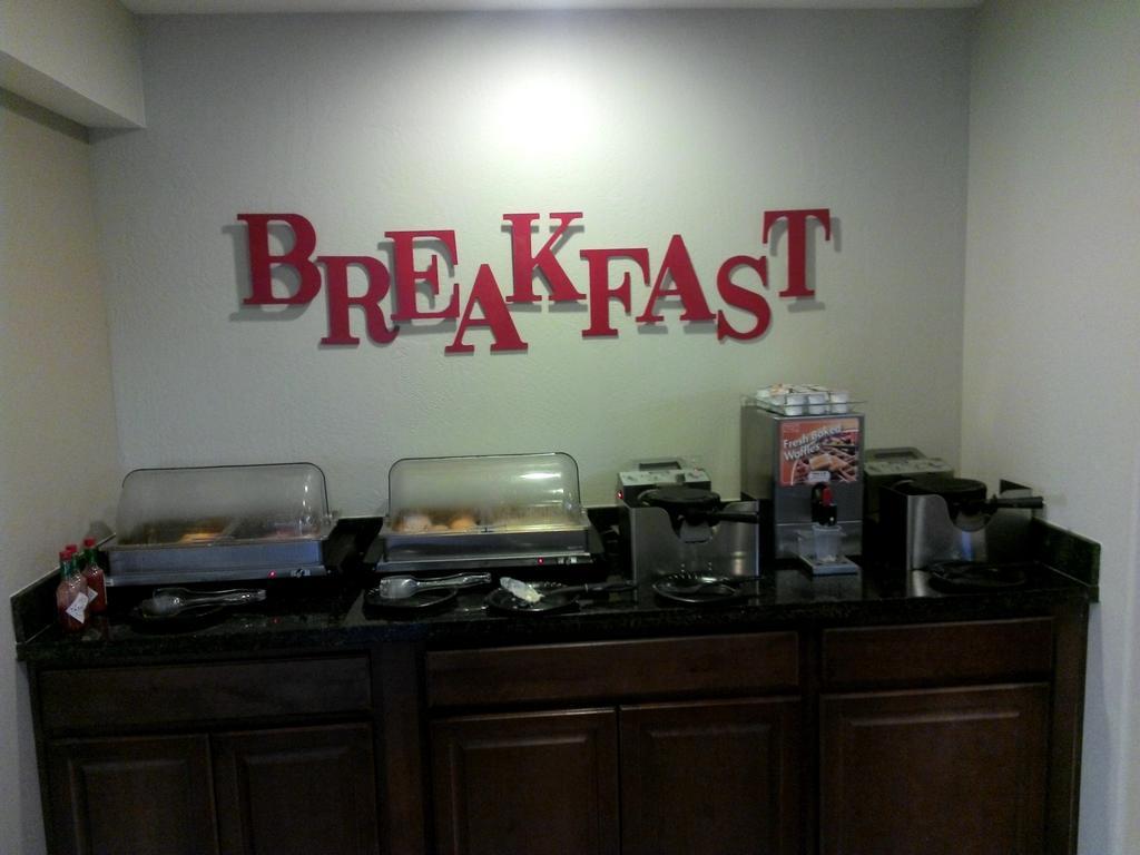 Infinity Inn & Suites Tempe Εξωτερικό φωτογραφία