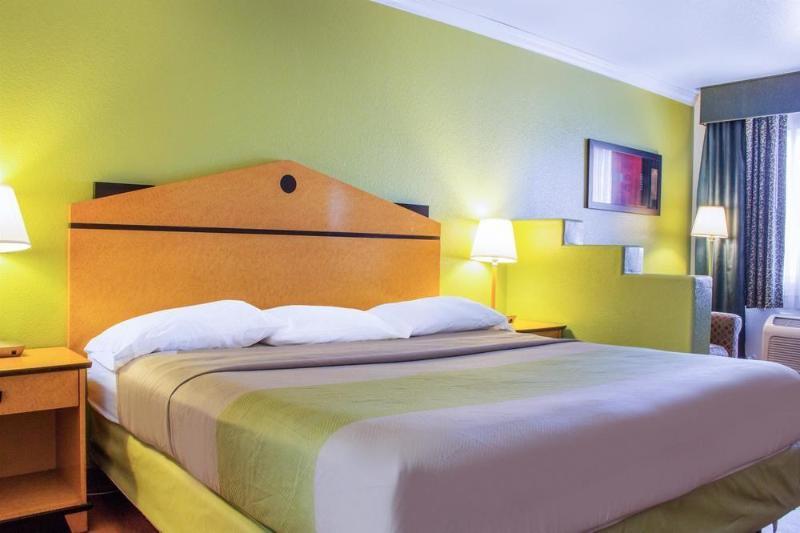 Infinity Inn & Suites Tempe Εξωτερικό φωτογραφία