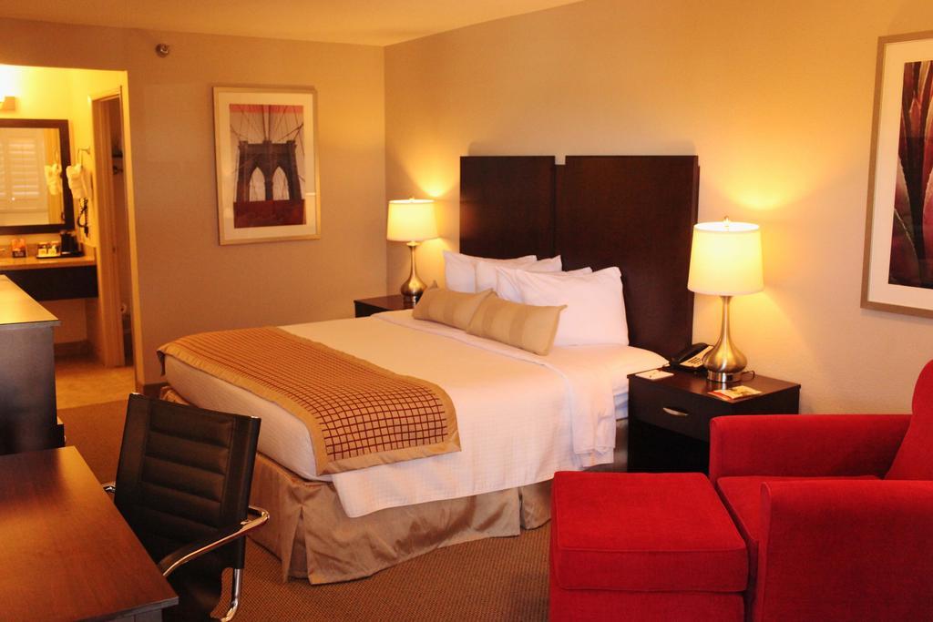 Infinity Inn & Suites Tempe Εξωτερικό φωτογραφία