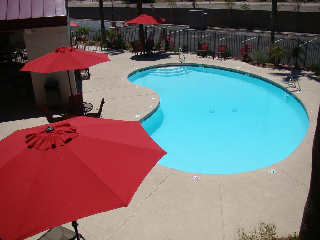 Infinity Inn & Suites Tempe Εξωτερικό φωτογραφία